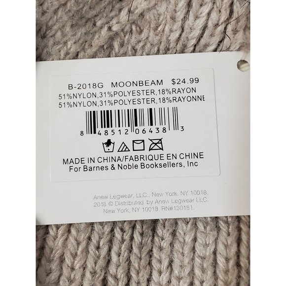 Ribbed Cream Pom Pom Beanie Moonbeam BN Exclusive Winter Collection NWT - Picture 2 of 3